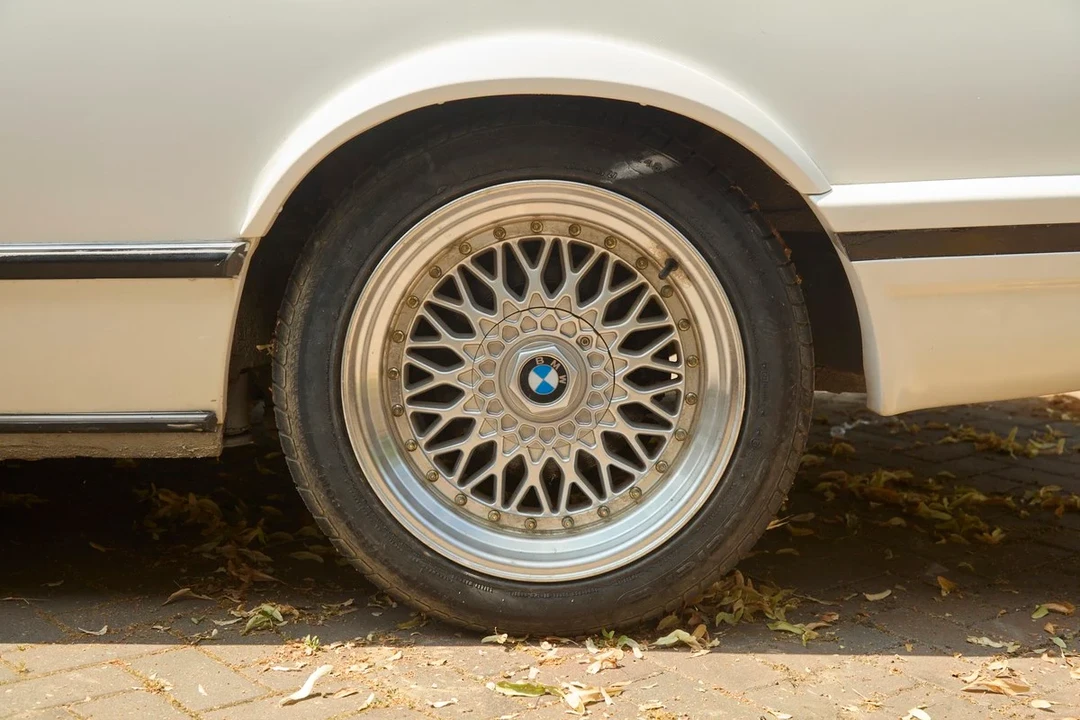1988 BMW E24 6 Series - Image 14 of 30