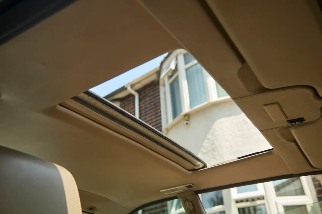 1988 BMW E24 6 Series - Image 21 of 30
