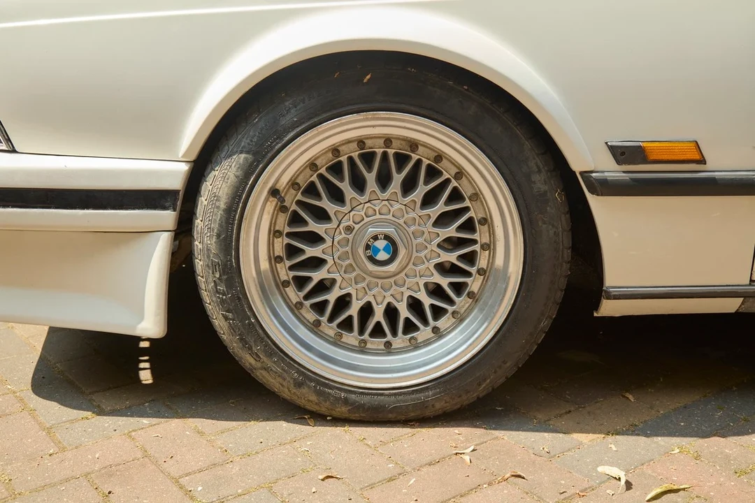 1988 BMW E24 6 Series - Image 15 of 30