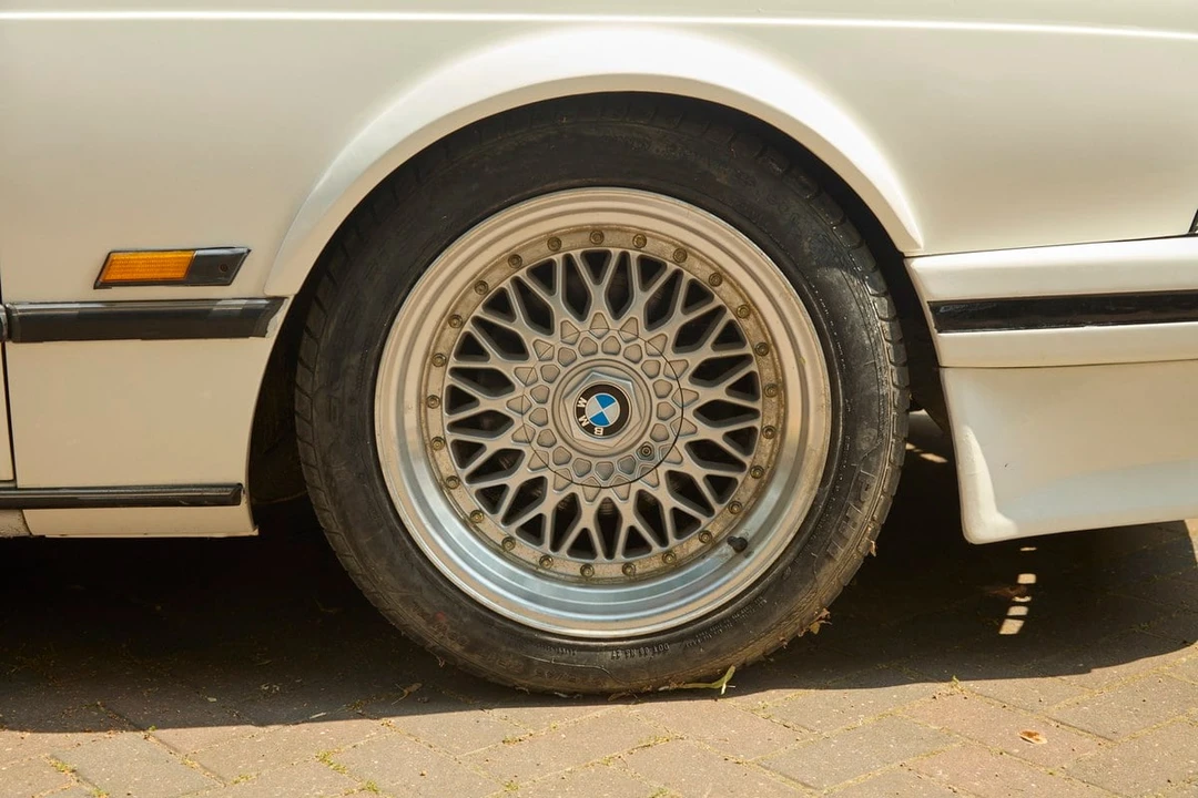 1988 BMW E24 6 Series - Image 12 of 30