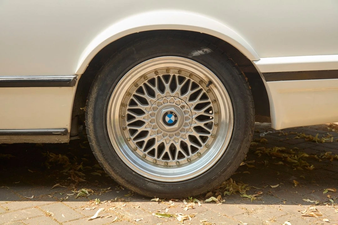 1988 BMW E24 6 Series - Image 14 of 30