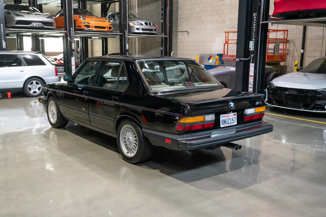 1988 BMW E28 M5 - Image 19 of 31