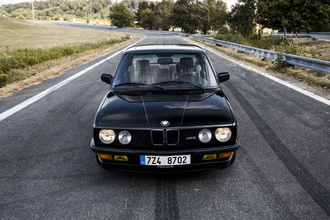 1988 BMW E28 M5 - Image 10 of 31