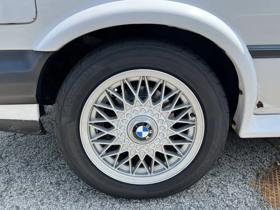 1988 BMW E30 3 Series - Image 23 of 24
