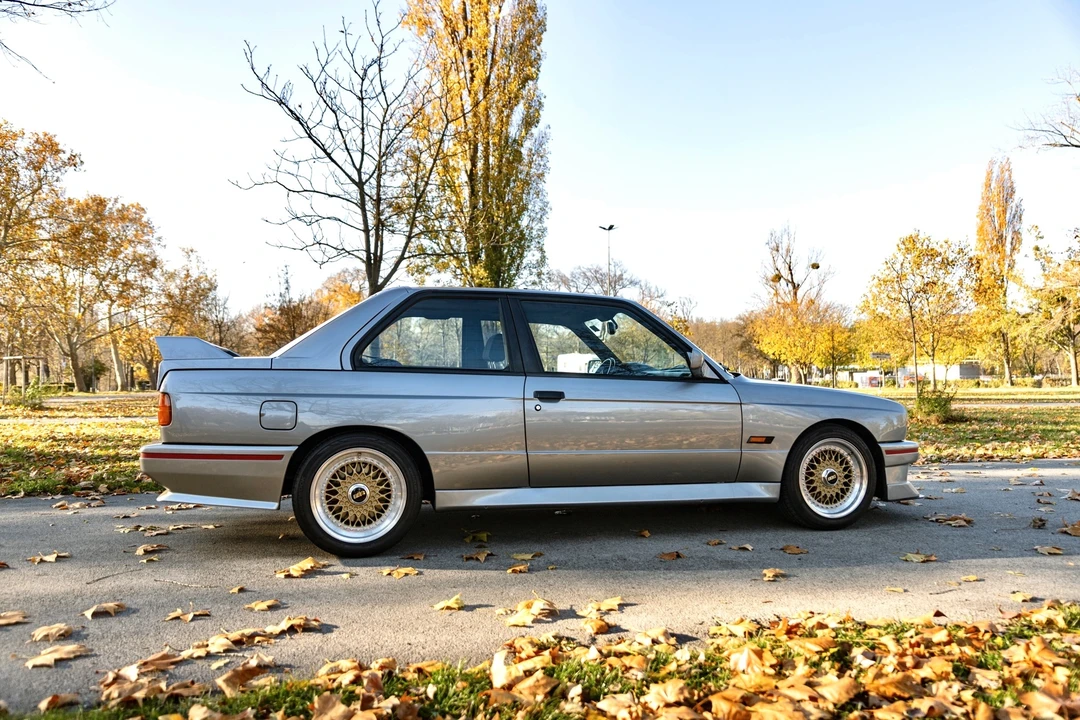 1988 BMW E30 M3 - Image 17 of 31