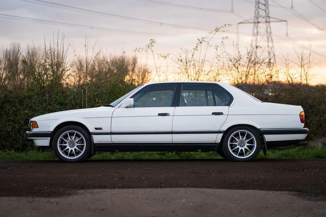 1988 BMW E32 7 Series - Image 5 of 30