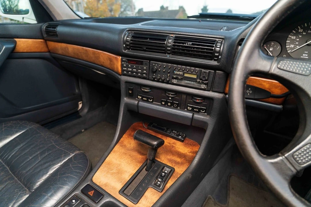 1988 BMW E32 7 Series - Image 19 of 30