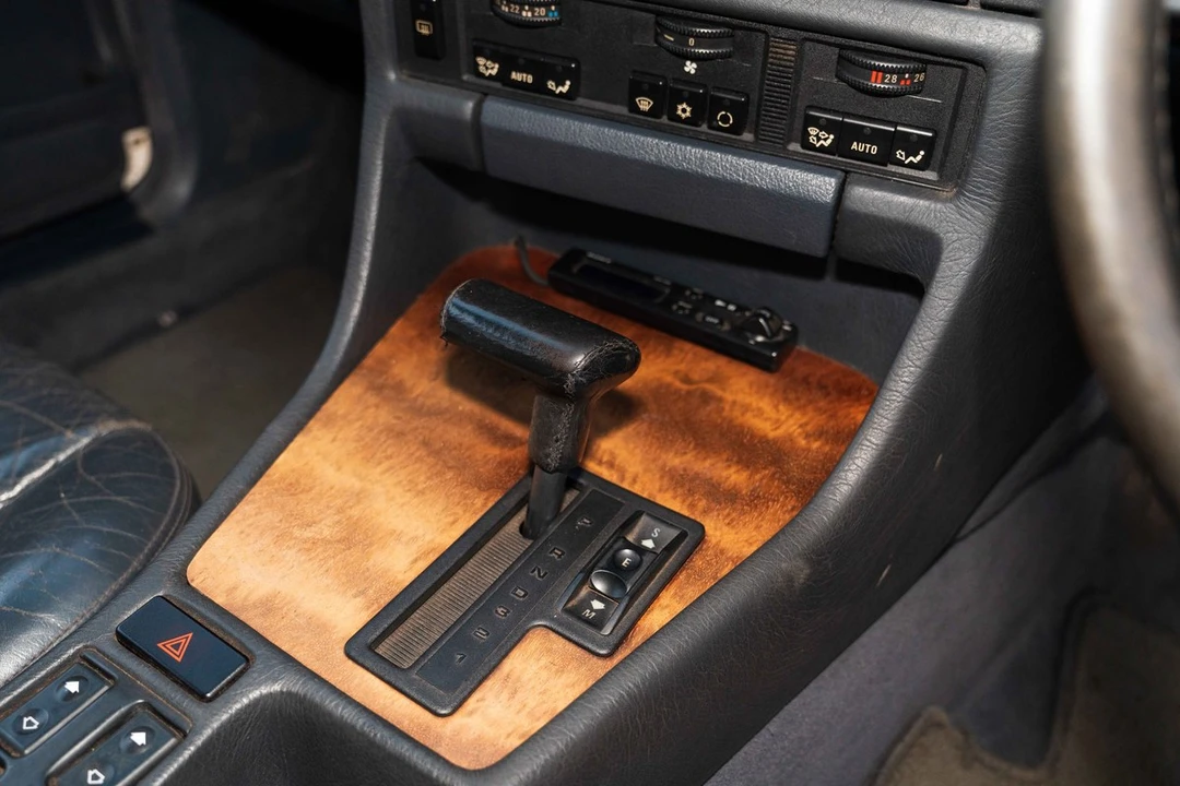 1988 BMW E32 7 Series - Image 21 of 30