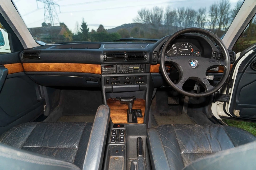 1988 BMW E32 7 Series - Image 16 of 30