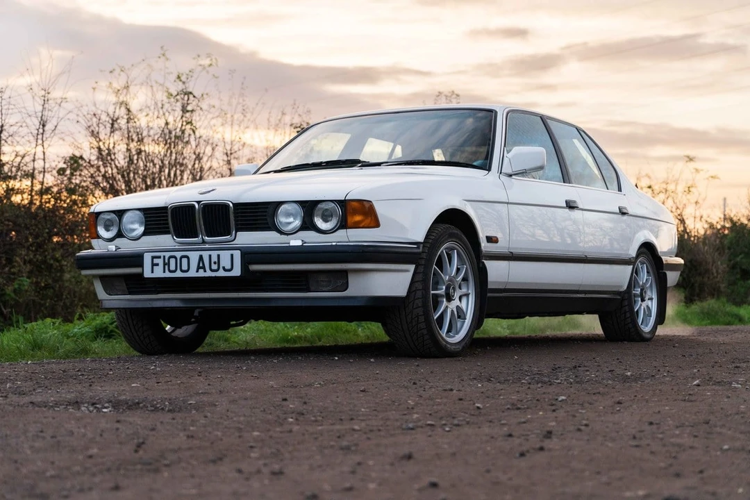 1988 BMW E32 7 Series - Image 2 of 30