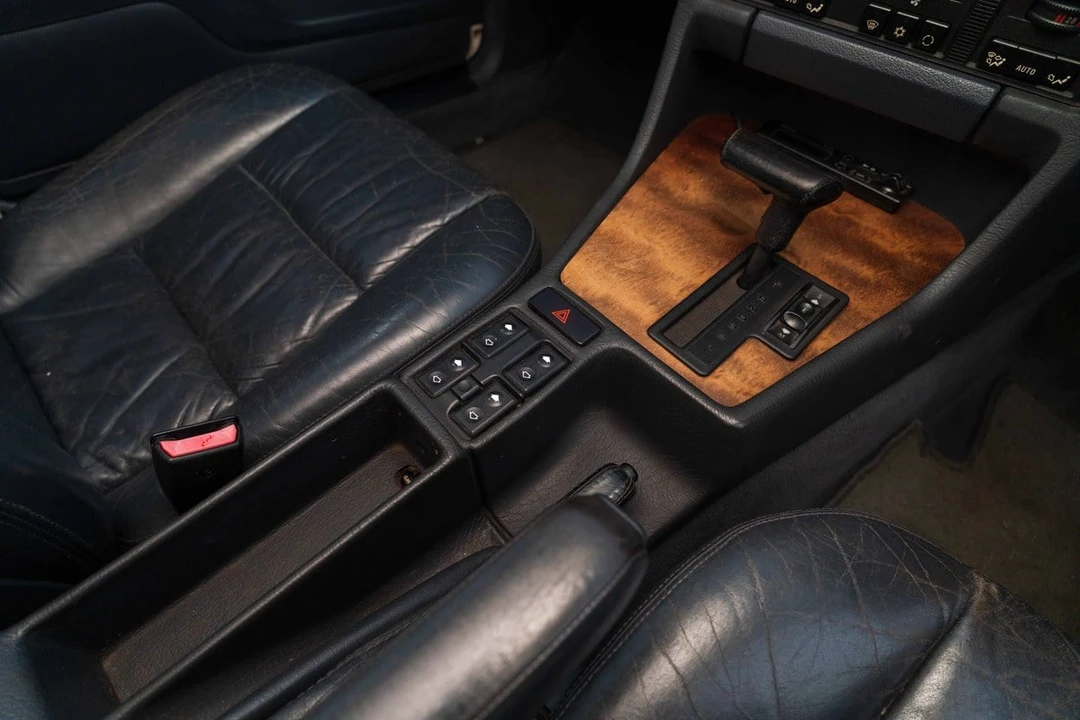 1988 BMW E32 7 Series - Image 22 of 30