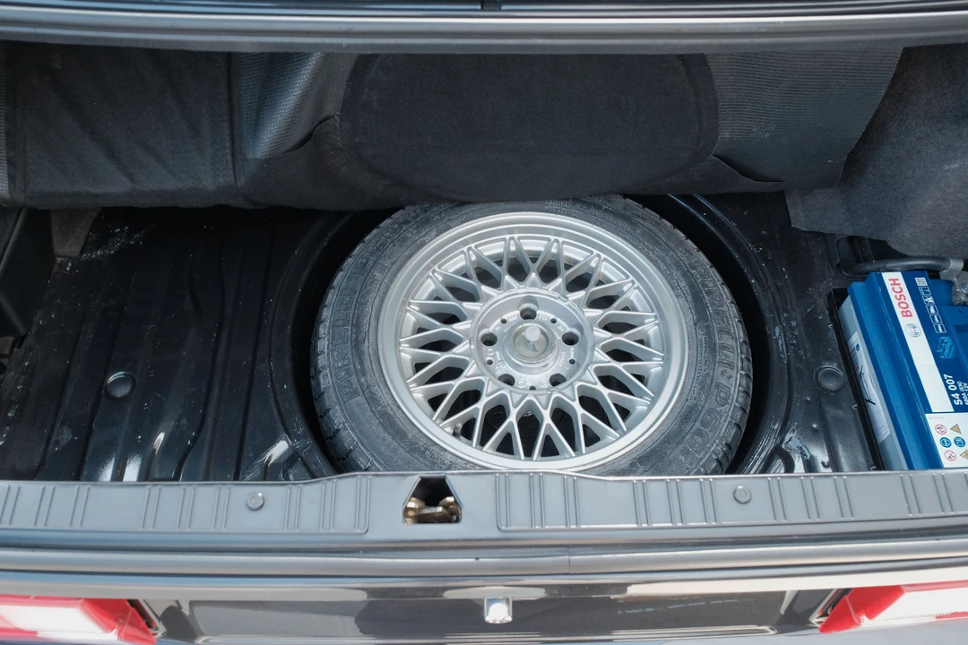 1988 BMW E30 M3 - Image 22 of 31