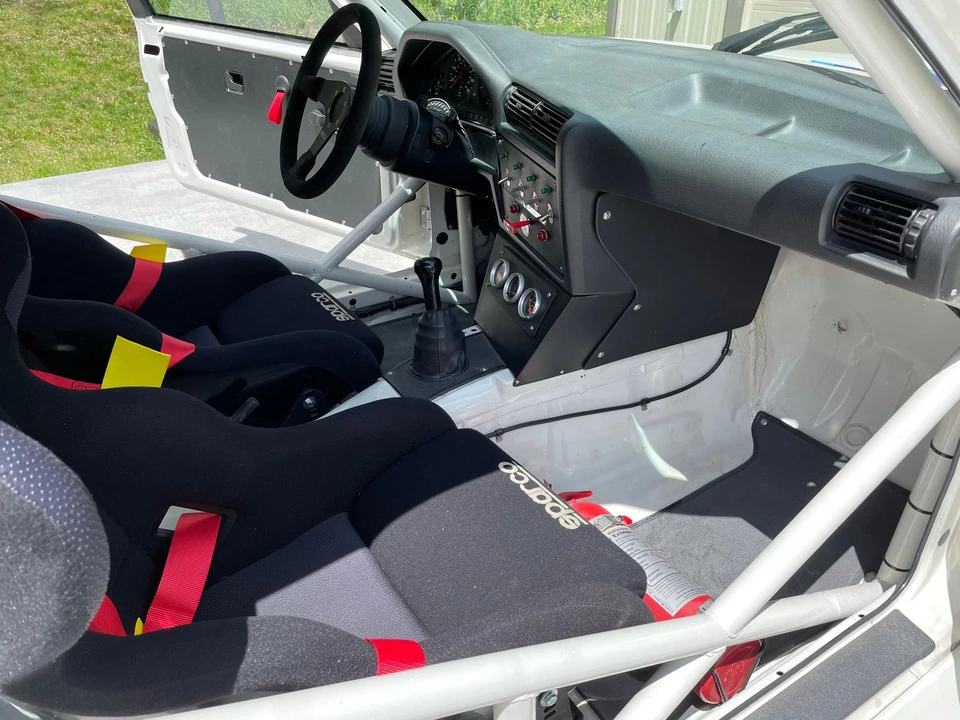 1988 BMW E30 M3 - Image 19 of 31