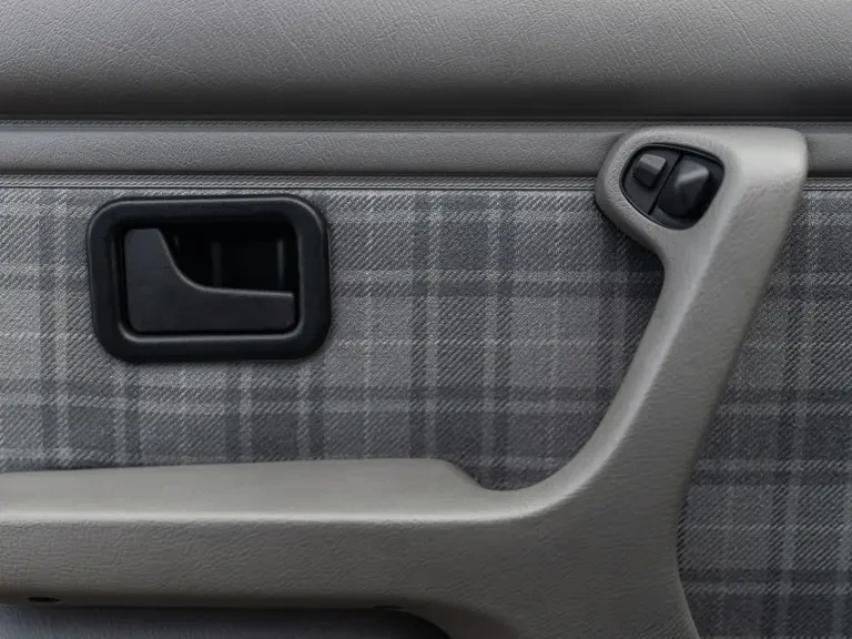 1988 BMW E30 M3 - Image 25 of 31