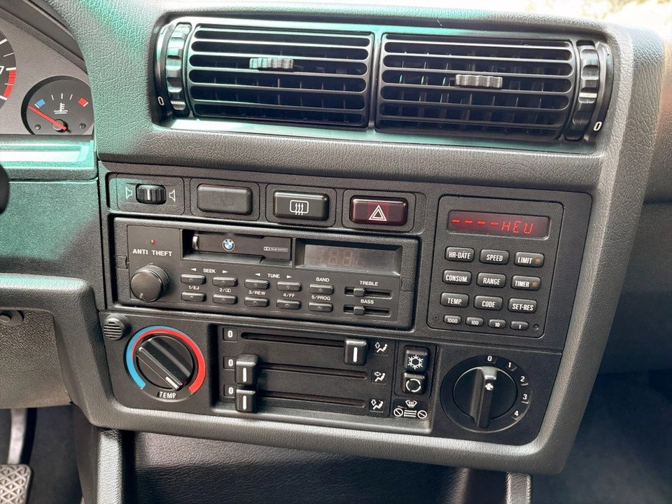 1988 BMW E30 M3 - Image 14 of 18