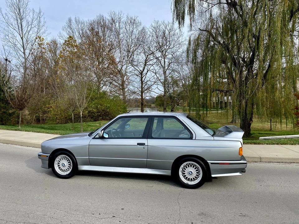 1988 BMW E30 M3 - Image 16 of 31