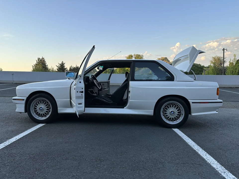 1988 BMW E30 M3 - Image 14 of 31