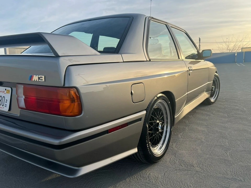 1988 BMW E30 M3 - Image 13 of 31