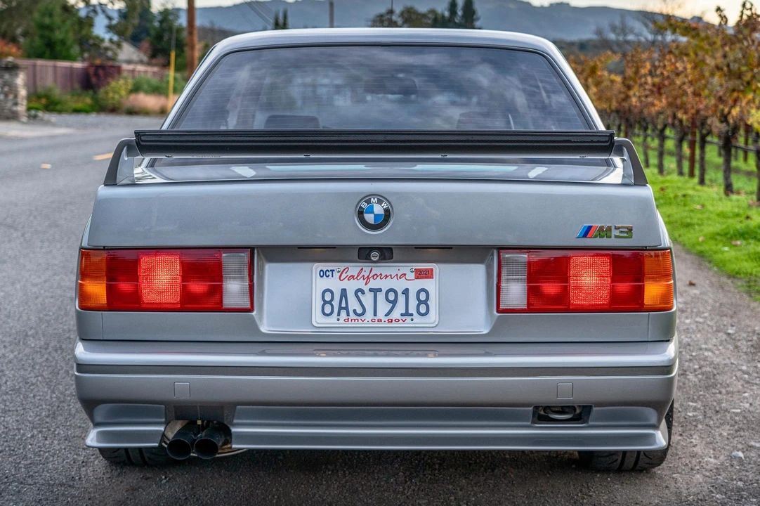 1988 BMW E30 M3 - Image 11 of 31