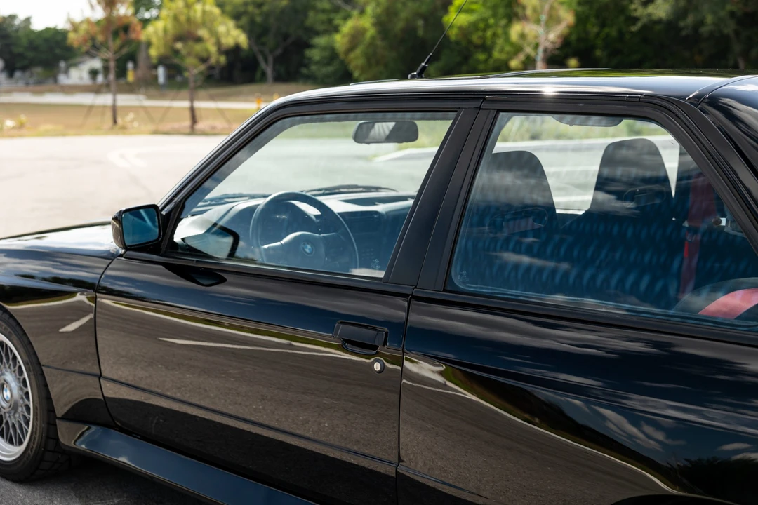 1988 BMW E30 M3 - Image 20 of 31
