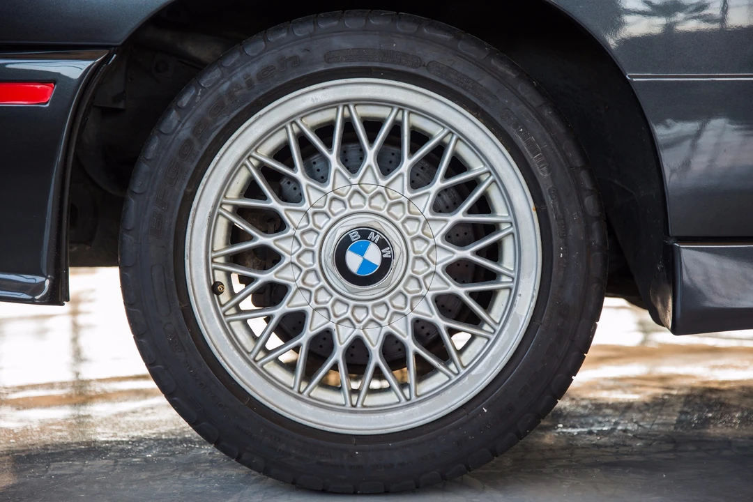 1988 BMW E30 M3 - Image 23 of 31