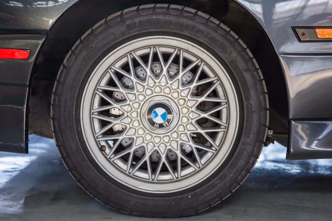 1988 BMW E30 M3 - Image 20 of 31