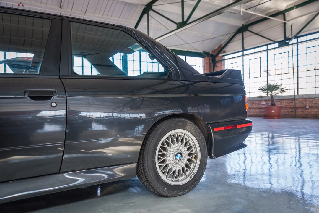 1988 BMW E30 M3 - Image 19 of 31