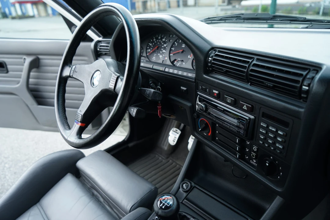 1988 BMW E30 M3 - Image 28 of 31