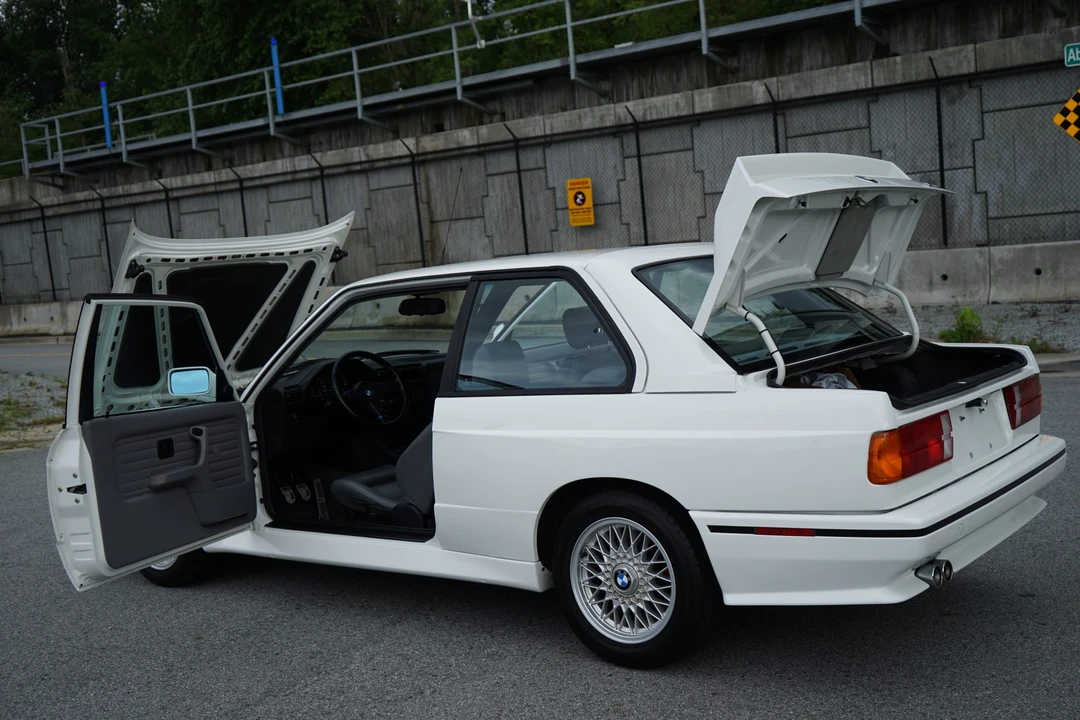 1988 BMW E30 M3 - Image 22 of 31