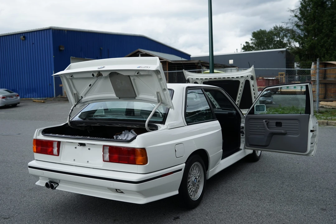 1988 BMW E30 M3 - Image 20 of 31