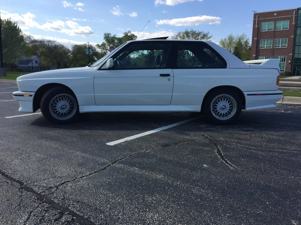 1988 BMW E30 M3 - Image 11 of 31