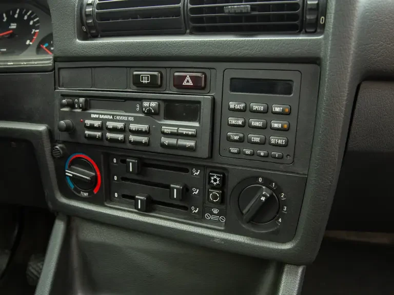 1988 BMW E30 M3 - Image 17 of 31