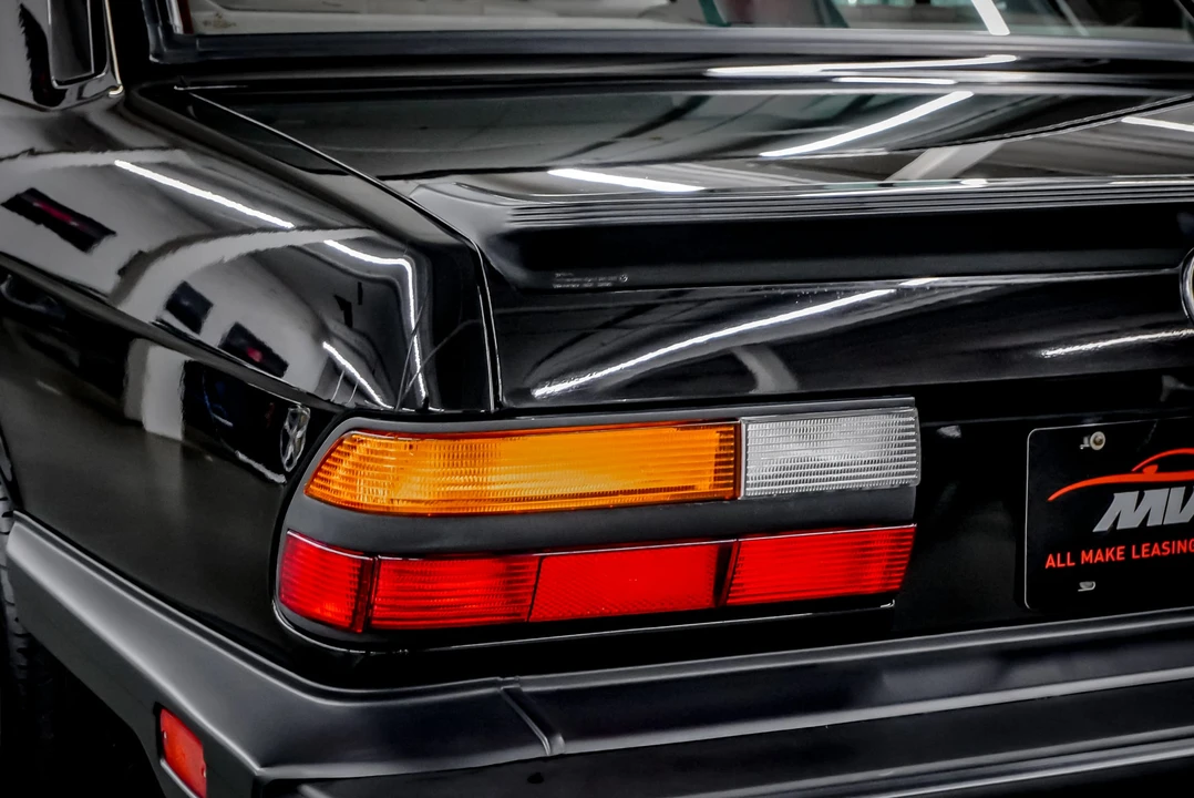 1988 BMW E28 M5 - Image 16 of 31