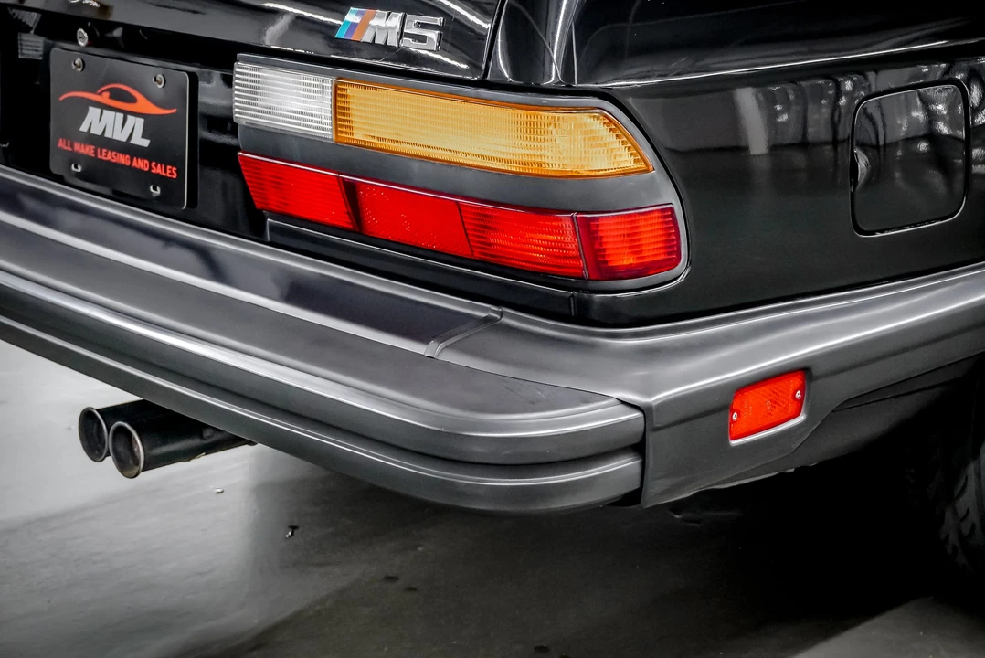 1988 BMW E28 M5 - Image 19 of 31