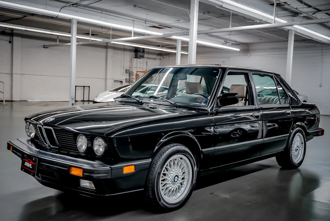 1988 BMW E28 M5 - Image 2 of 31