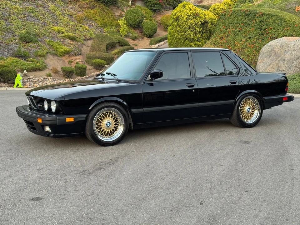 1988 BMW E28 M5 - Image 15 of 31