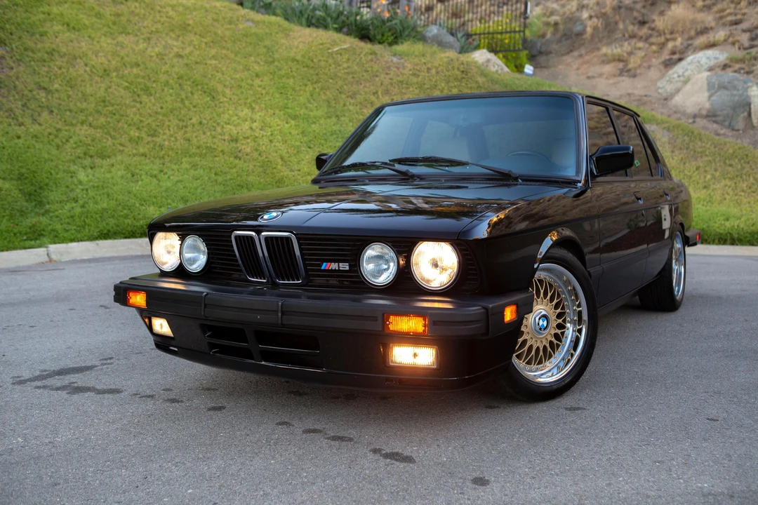 1988 BMW E28 M5 - Image 10 of 31