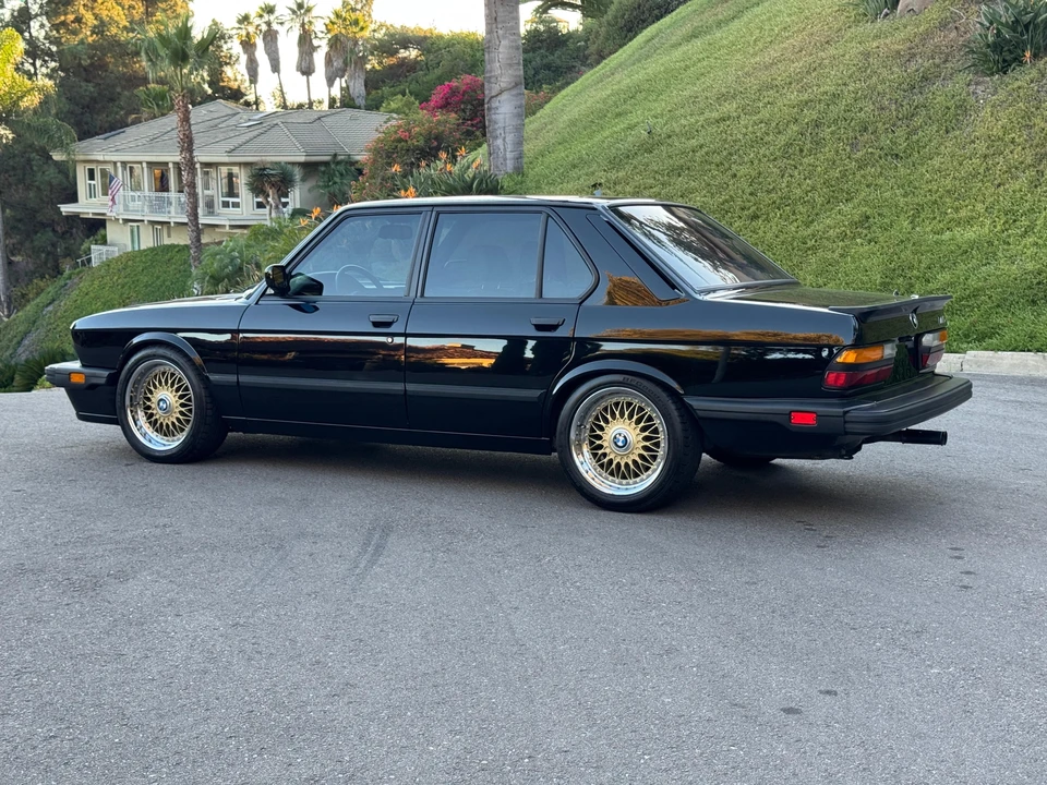 1988 BMW E28 M5 - Image 17 of 31