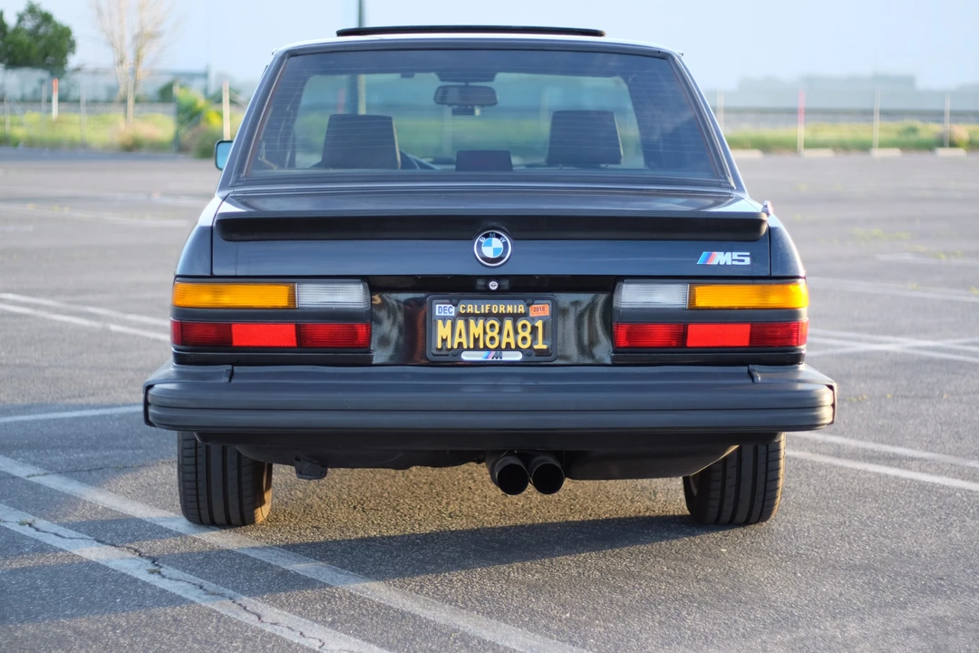 1988 BMW E28 M5 - Image 17 of 31