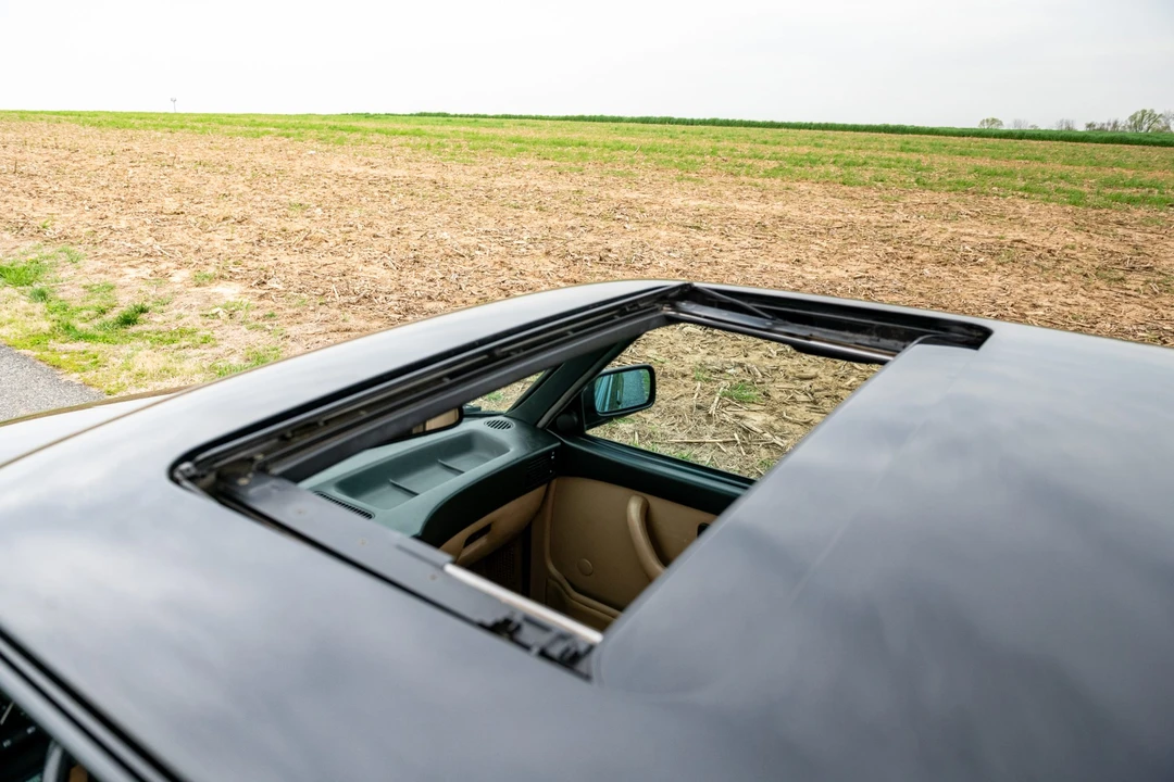 1988 BMW E28 M5 - Image 20 of 31