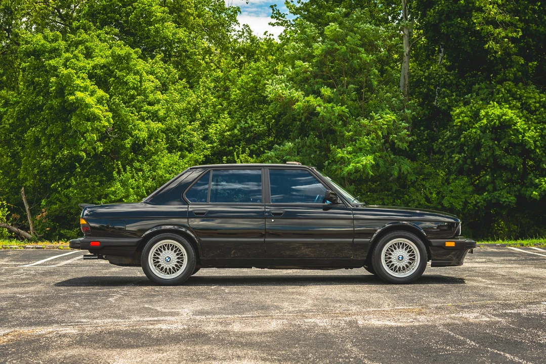 1988 BMW E28 M5 - Image 27 of 31