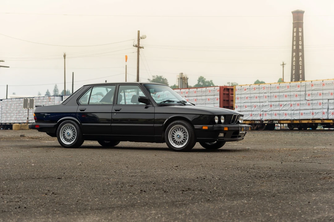 1988 BMW E28 M5 - Image 28 of 31