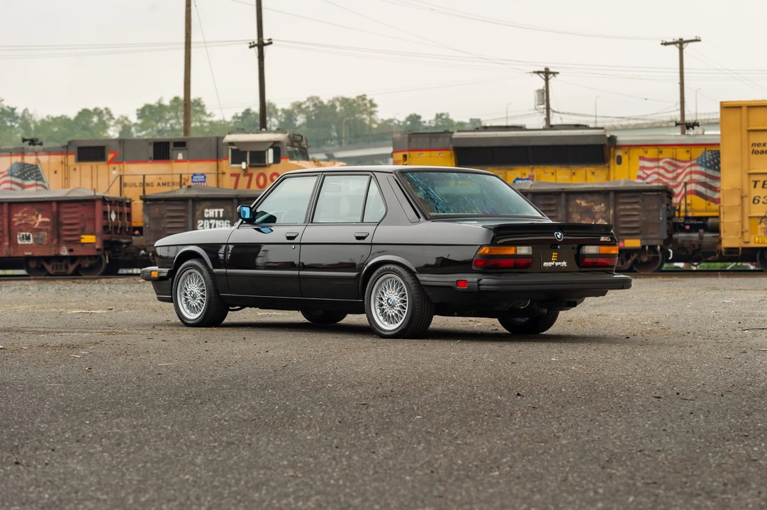 1988 BMW E28 M5 - Image 14 of 31