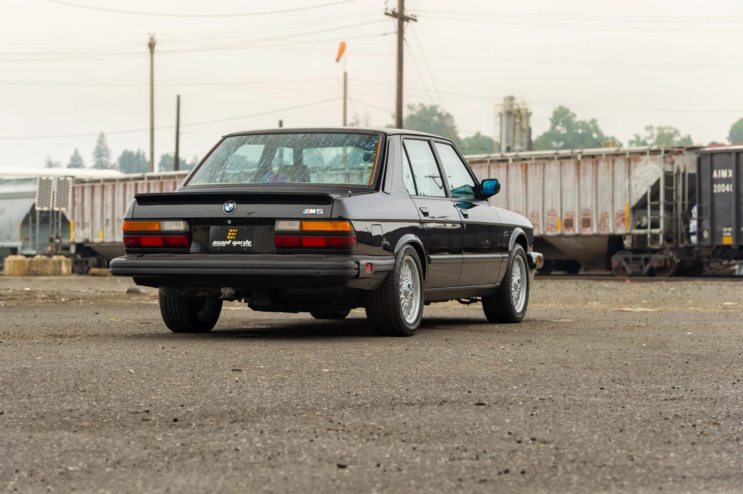 1988 BMW E28 M5 - Image 22 of 31