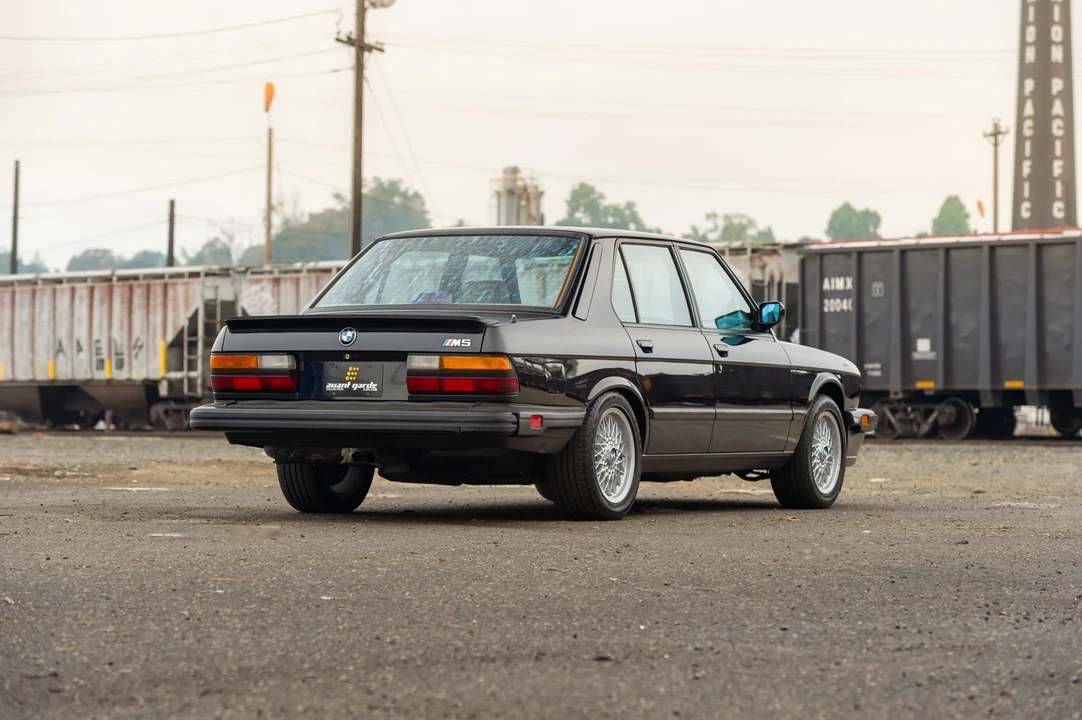 1988 BMW E28 M5 - Image 23 of 31