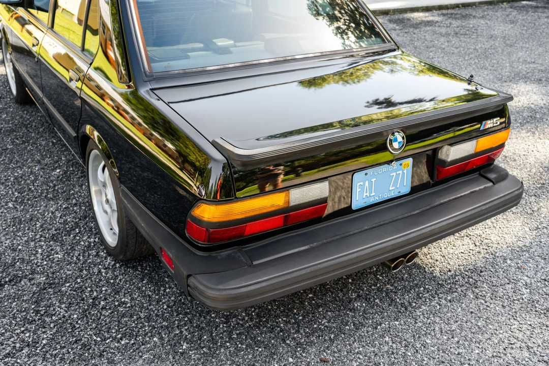 1988 BMW E28 M5 - Image 19 of 31