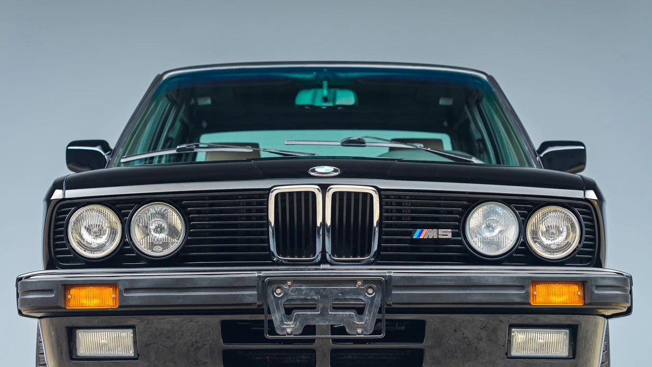 1988 BMW E28 M5 - Image 24 of 31
