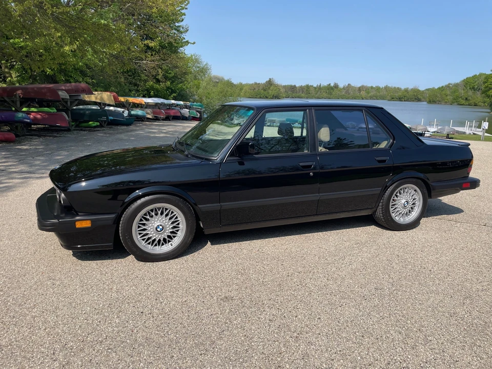 1988 BMW E28 M5 - Image 7 of 31