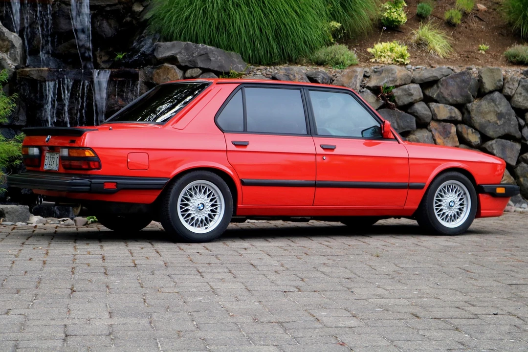 1988 BMW E28 M5 - Image 20 of 31