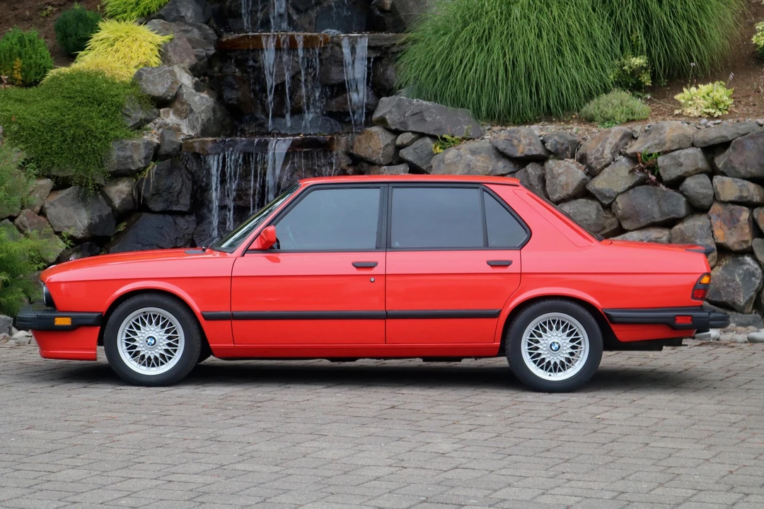 1988 BMW E28 M5 - Image 11 of 31